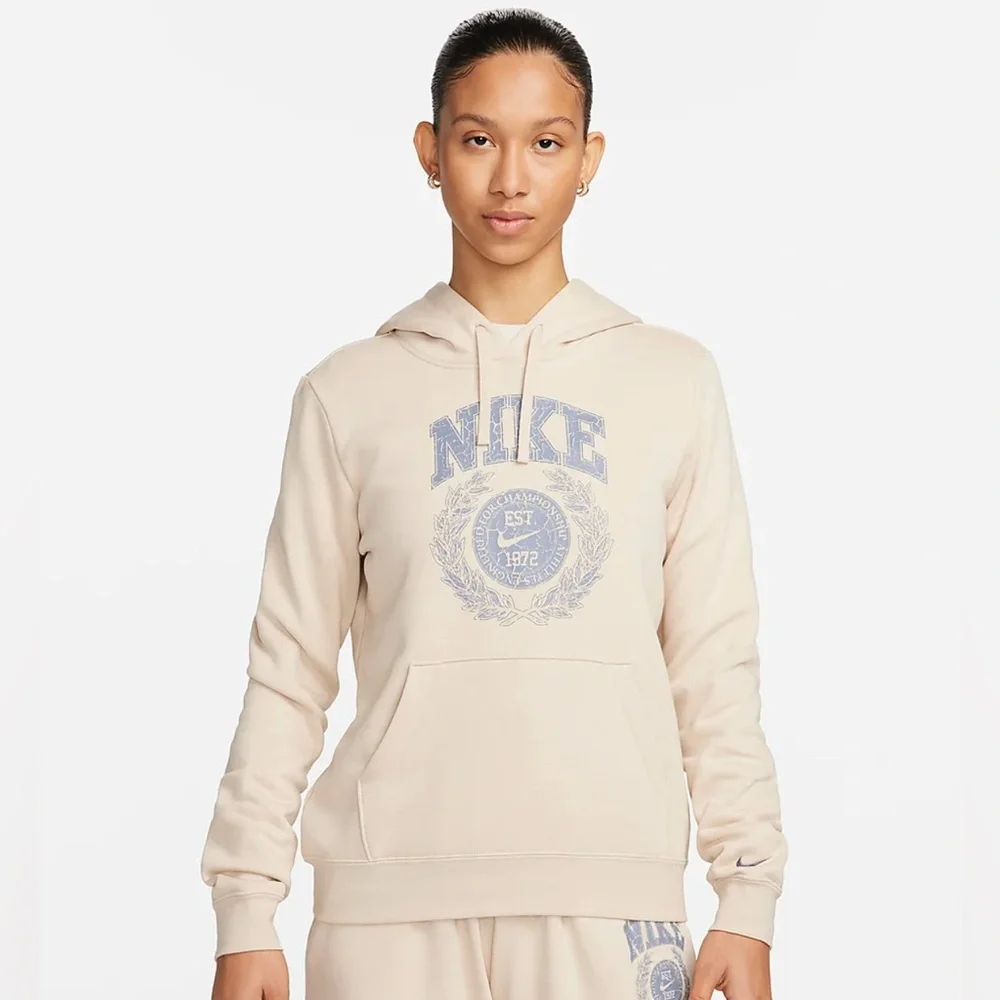 Nike sport-wear club fleece top